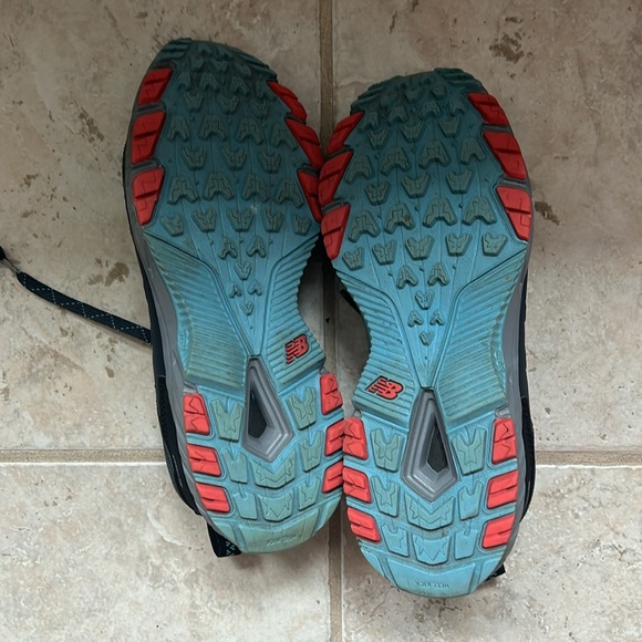 New Balance 510 V5 Trail Running Shoes Wide - Picture 6 of 11